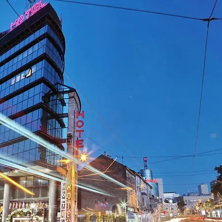 Hotel Design Mr President 4*